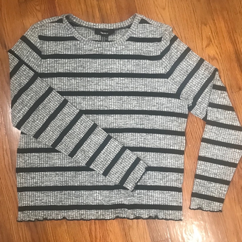 Long sleeve striped top